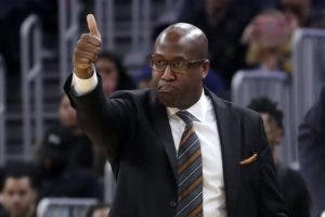 Mike Brown electo Dirigente del Año NBA