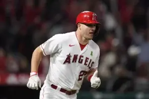 Mike Trout apunta a regresar el viernes con los Angelinos