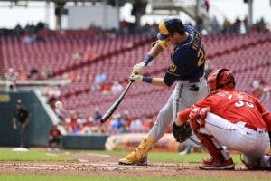 Christian Yelich alcanza su 3er ciclo, pero Milwaukee cae ante Rojos