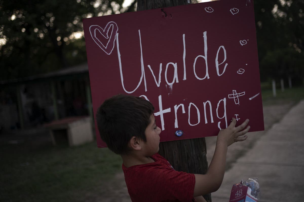 Espacios vacíos y corazones tras tragedia en Texas