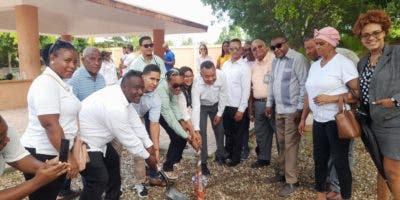 Ayuntamiento de Boca Chica construye 11 obras financiadas por empresa ENADOM
