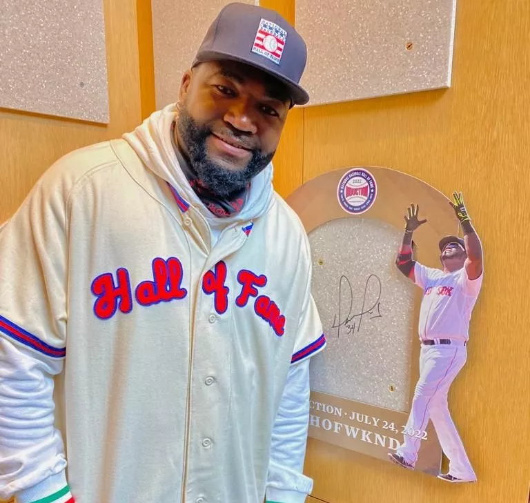 David Ortiz visita el Salón de la Fama previo a exaltación