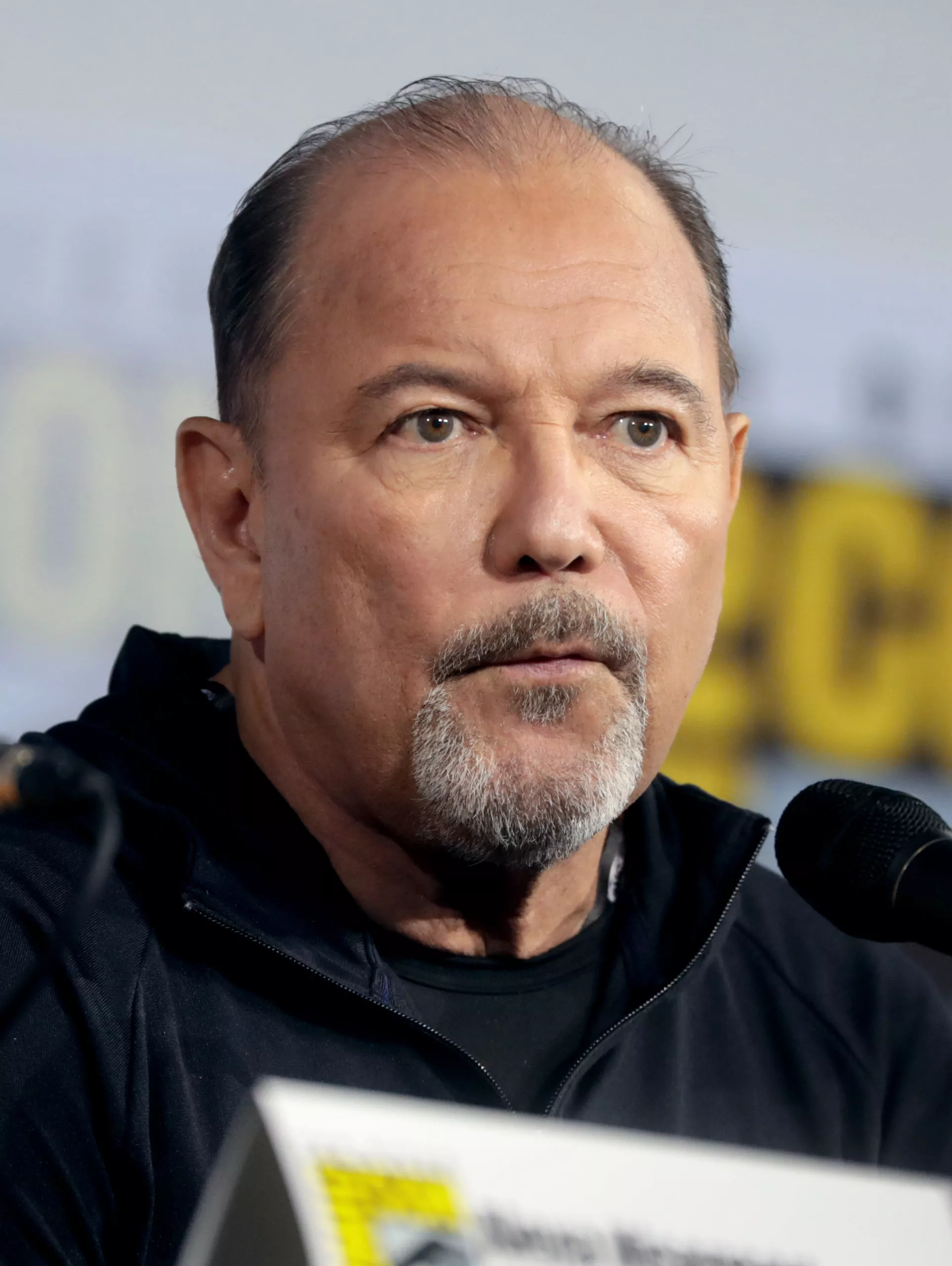 Ruben_Blades_(48403756251)_(cropped)