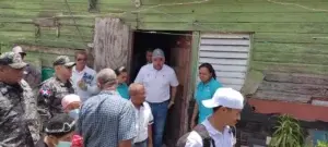 Defensor del Pueblo promete apoyo a familias del Hoyo de La Zurza, en reclamo reubicación