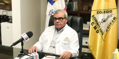 Presidente del Colegio Médico se muestra a favor del diálogo para suspender paro a las ARS