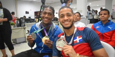 Reconocen desempeño de atletas paralímpicos Christopher Melenciano y Geraldo Castro