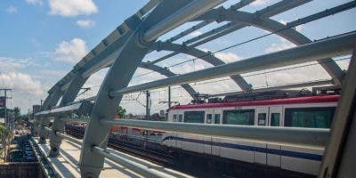 Horario del metro será reducido parcialmente en estaciones elevadas por trabajos ampliación 