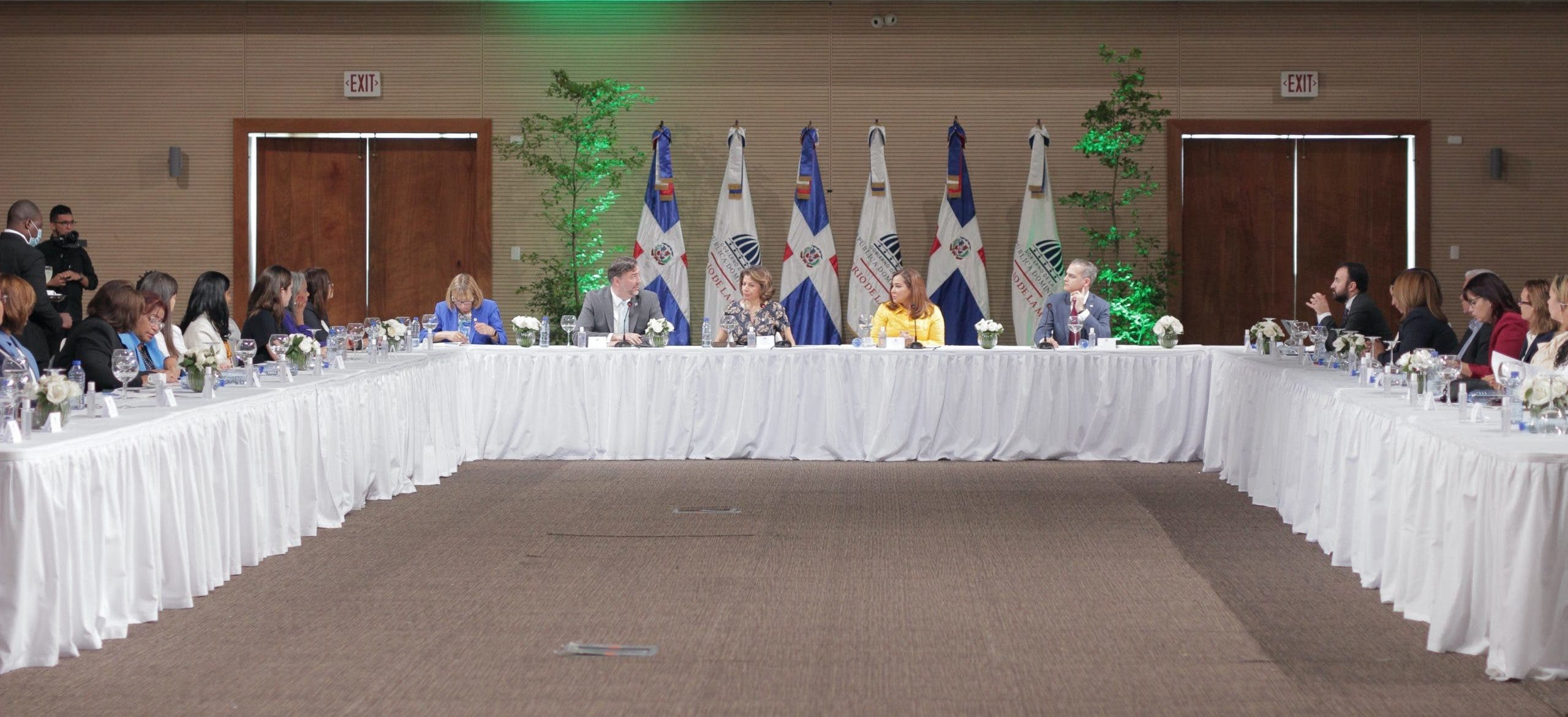 OEA inicia visita a República Dominicana para impulsar el rol de mujer en la política