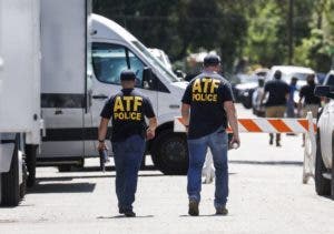 Arrestado un estudiante con dos rifles a las afueras de un instituto en Texas