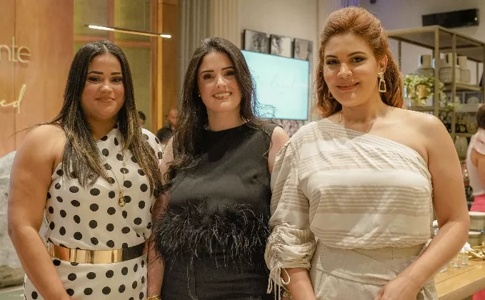 Melina Catano, Marcelle Lama y Haiky Lara.