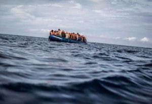 Rescatan a más de 100 migrantes haitianos en aguas de ...