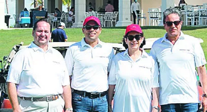 Parte de los golfistas que se dieron cita al evento deportivo.