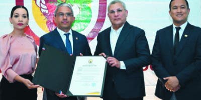 Magistrado Manuel Ulises Bonnelly recibe distinción