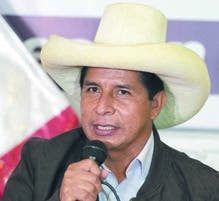 Congreso de Perú destituye a Castillo por “permanente incapacidad moral