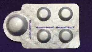 Misoprostol: la píldora contra las úlceras que se convirtió en el medicamento más usado para abortar