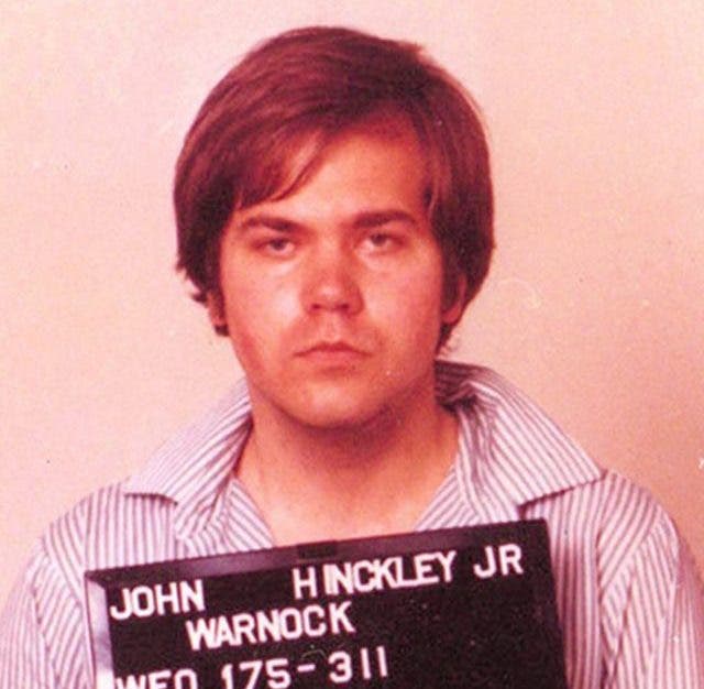 Por qué liberaron a John Hinckley Jr., el hombre que intentó asesinar al presidente de EEUU Ronald Reagan