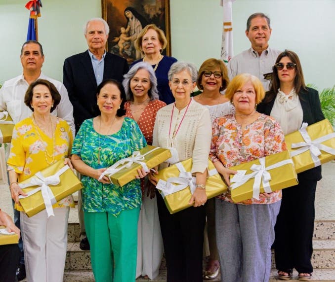 Instituto de Ayuda al Sordo Santa Rosa rinde homenaje