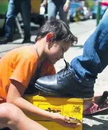 La OIT revela 3,3 millones de niños trabajan  en la región