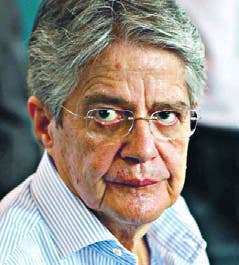 Guillermo Lasso dice quieren sacarlo de presidencia