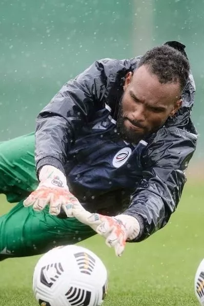 Equipo Fútbol RD se mide  hoy  Guatemala