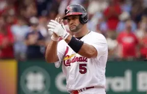 Albert Pujols cerca desplazar iconos liderato histórico