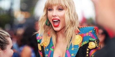 Taylor Swift ocupa 10 primeros sitios de Billboard Hot 100