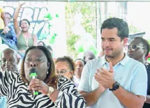 Diputada de SDN  festeja Día de las Madres