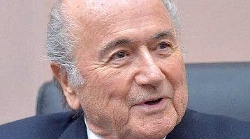 Joseph Blatter opuesto a 48  equipos en Mundial