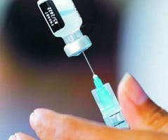 Vacuna Pfizer podrá usarse hasta octubre