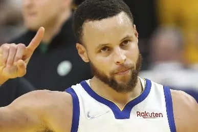 Stephen Curry estará otros 15 días inactivo