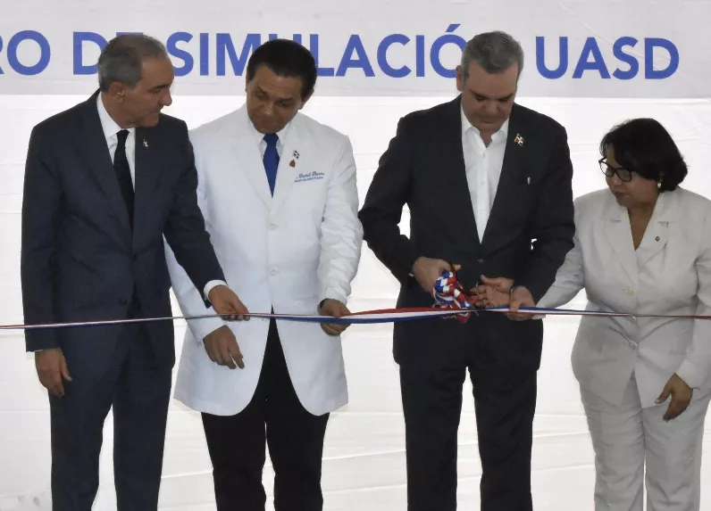 UASD estrena un Centro de Simulación