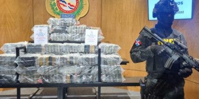 Condenan a 20 años de prisión a tres hombres por traficar con más de 243 kilogramos de cocaína