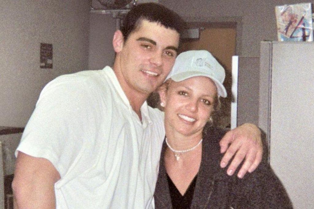 Detienen el exmarido de Britney Spears acusado de acechar a la cantante