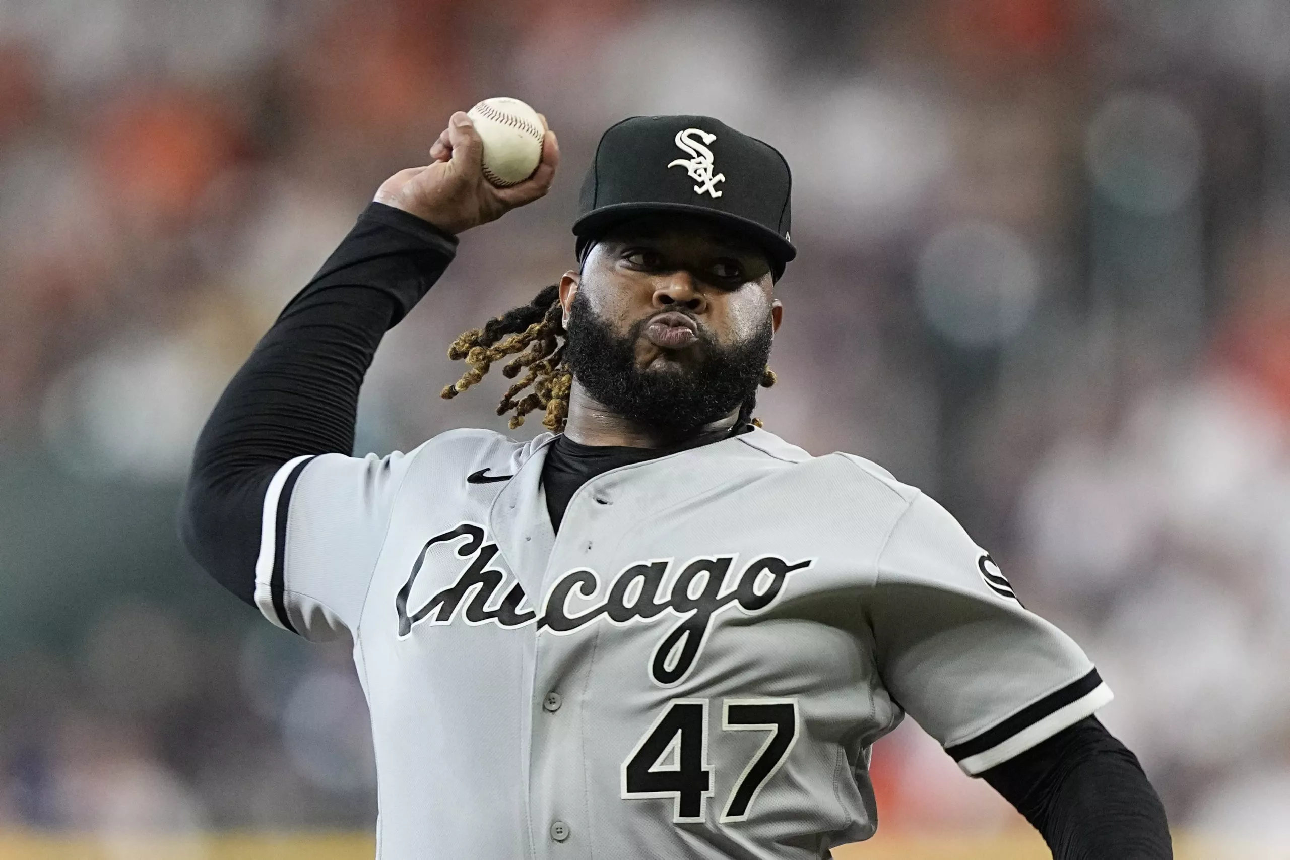 Cueto brilla en el montículo, Sánchez y Mike Trout enseñan poderío al bate