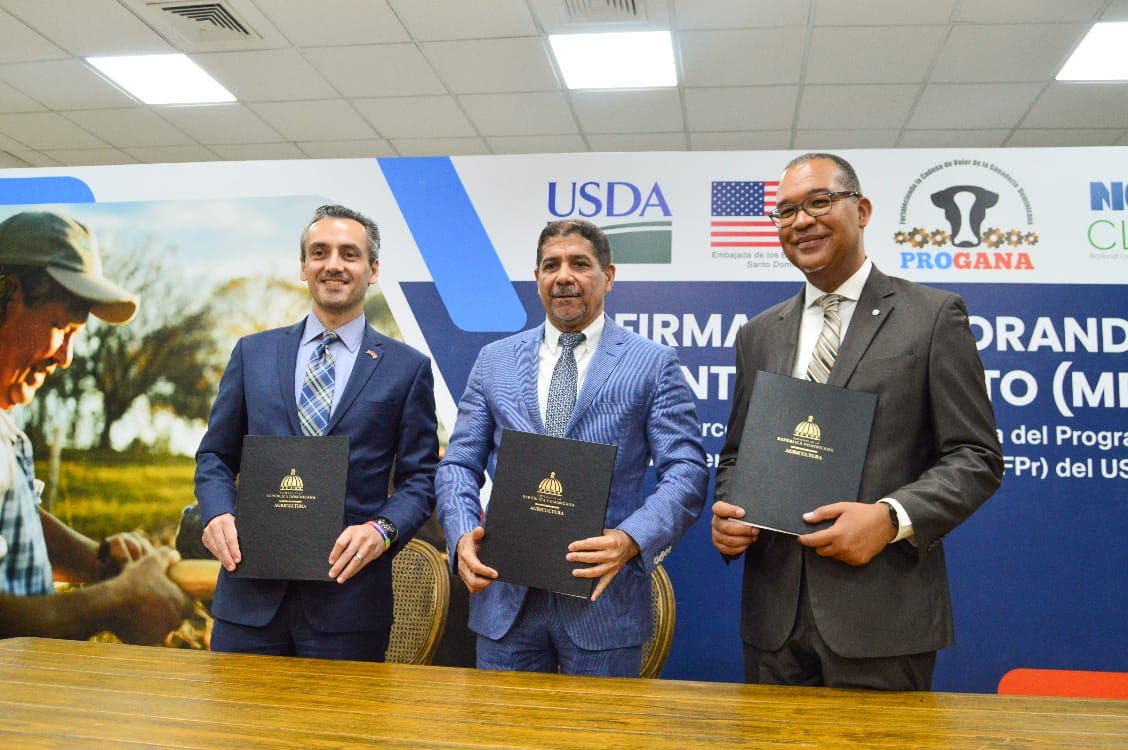 Embajada EEUU extienden programa en apoyo a sectores lácteos y cárnicos