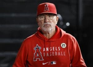 Angelinos despiden al dirigente Joe Maddon tras racha de 12 derrotas