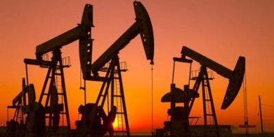 El petróleo de Texas se dispara en la apertura un 4,38 %, hasta 92,03 dólares