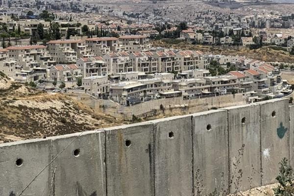 El muro de Jerusalén que hace 20 años encierra a miles de palestinos