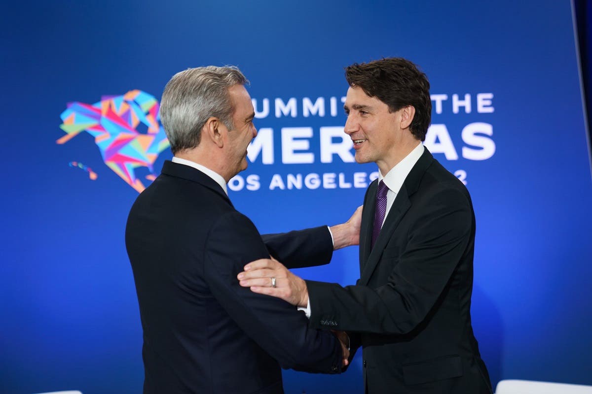 Primer ministro de Canadá positivo al Covid