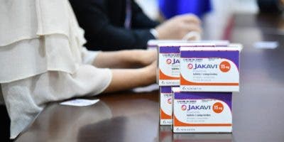 Salud recibe donación del medicamento de alto costo Jakavi