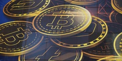 El bitcoin alcanza un nuevo máximo y se acerca a los 73.000 dólares