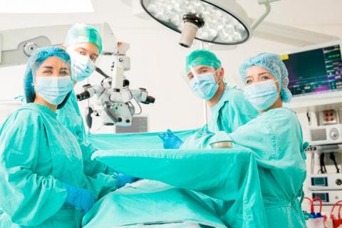 Cirujanos lanzan amenaza a las ARS