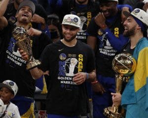 Steph Curry: “Este título es distinto por todo lo que pasamos»