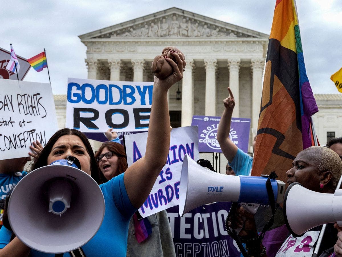 El Tribunal Supremo de EEUU anula la protección del derecho al aborto