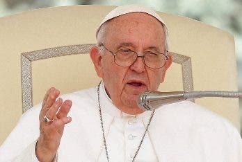 El papa lamenta que las familias riñan por las herencias y critica la codicia