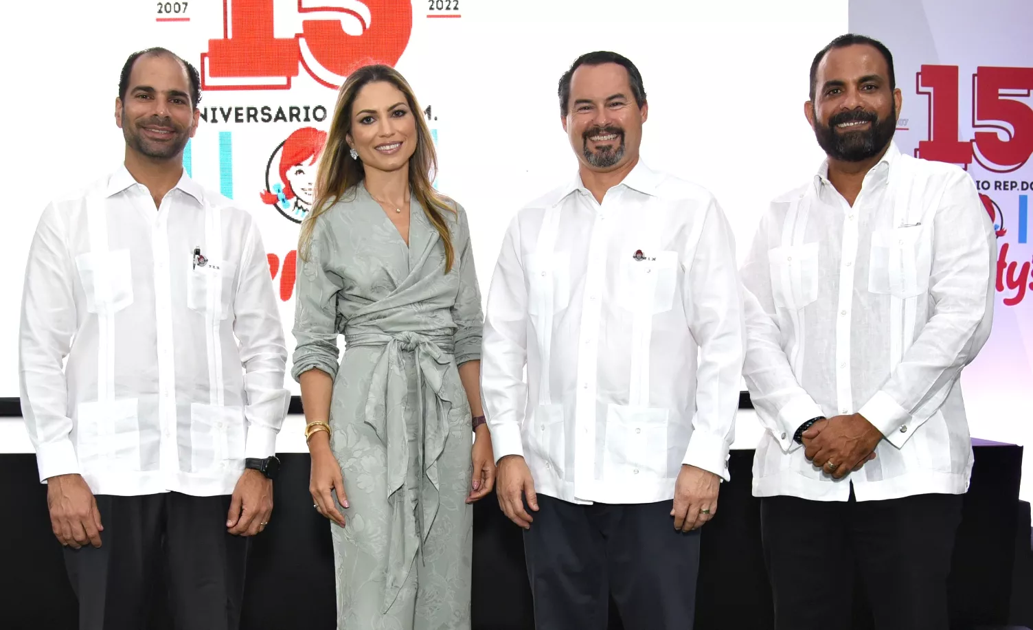 Wendy’s festeja sus quince años en el mercado criollo