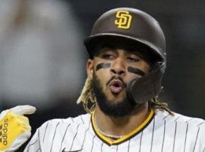 Fernando Tatis Jr. se reúne con ejecutivos de San Diego por primera vez tras la suspensión