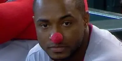 LeBron James encantado con nariz de payaso Víctor Robles