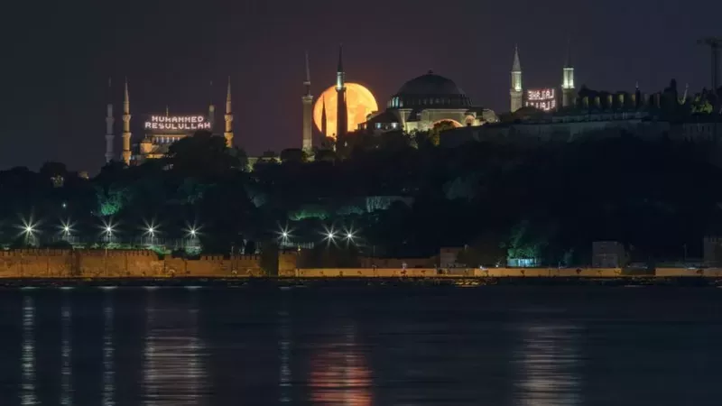 Superluna del ciervo: cómo y cuándo ver la Luna más grande y más brillante de 2022