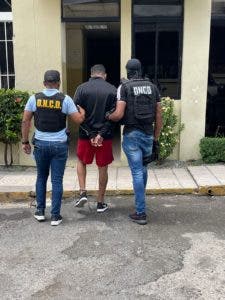 DNCD apresa a «El Compa» quien escapó el pasado año de un operativo